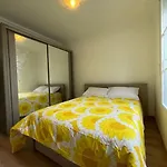 Spacious Marie * Serris