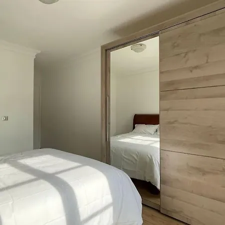 Spacious Marie * Serris