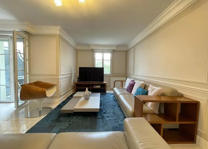 Апартаменты Spacious Marie