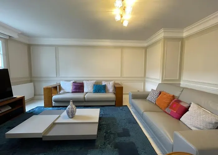 Spacious Marie Апартаменты Серри