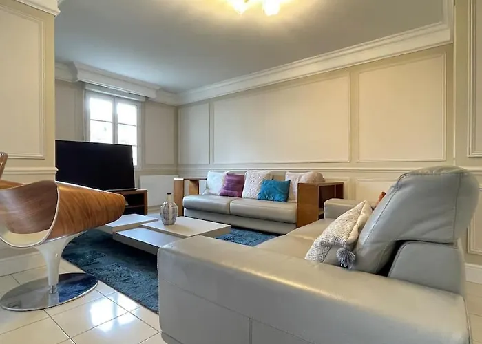 Апартаменты Spacious Marie *