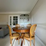 Spacious Marie * Serris